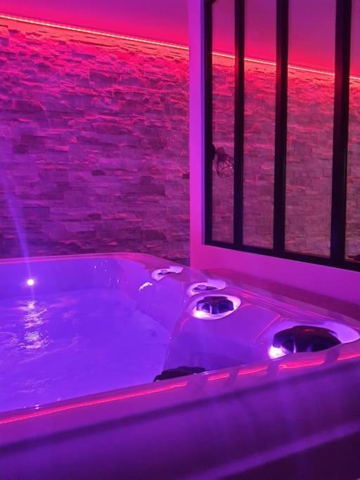 Superbe Appartement Avec Jacuzzi Et Exterieur Perpignan Ngoại thất bức ảnh